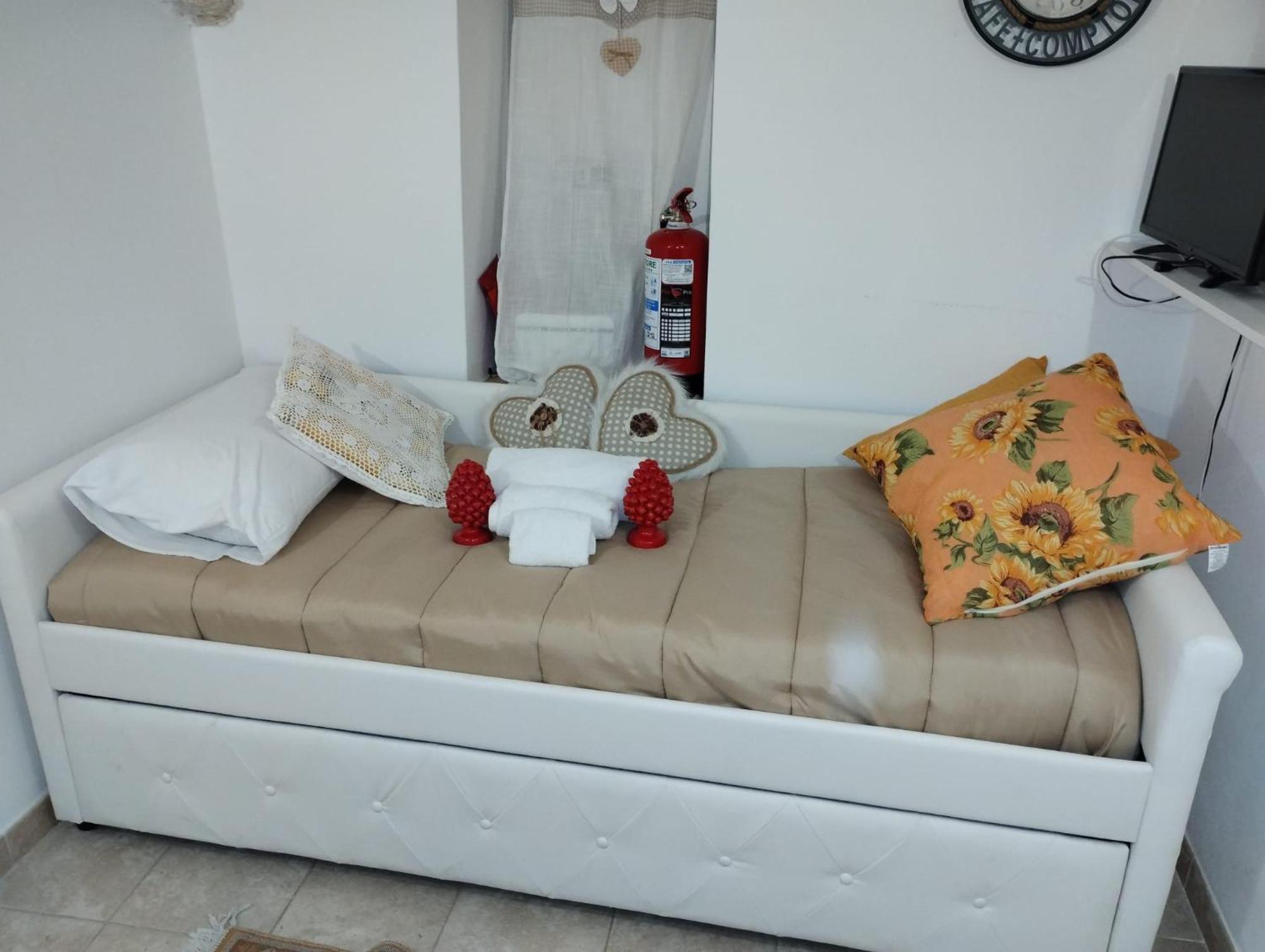 Al Bianco Nido White Stone Apt In Мартина-Франка Экстерьер фото